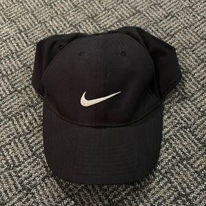 Nike golf hat